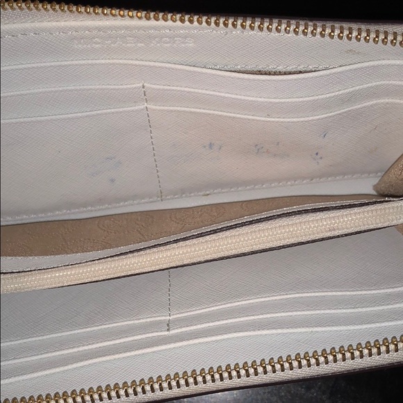 White Michael Kors Wallet - Picture 2 of 2